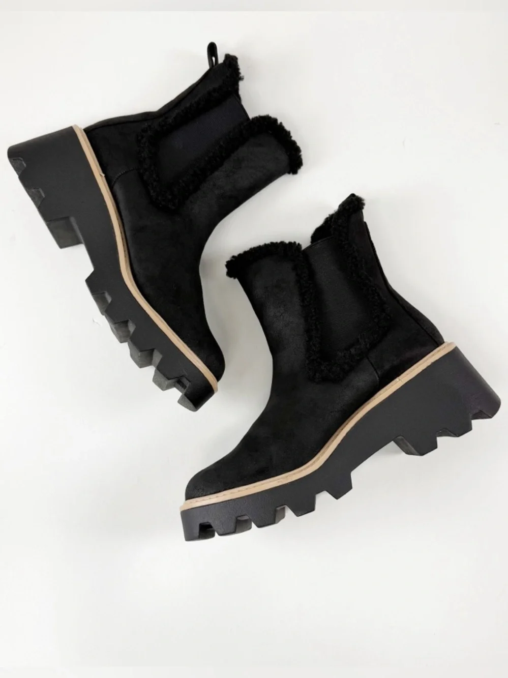 DV Dolce Vita Vandi Cozy Lug-Sole Platform Booties Womens 8.5 Black NEW